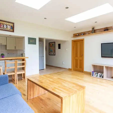 Guestready - Glasnevin Charm Near Dcu 3*