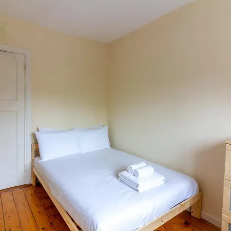 בית הארחה Guestready - Glasnevin Charm Near Dcu 3*